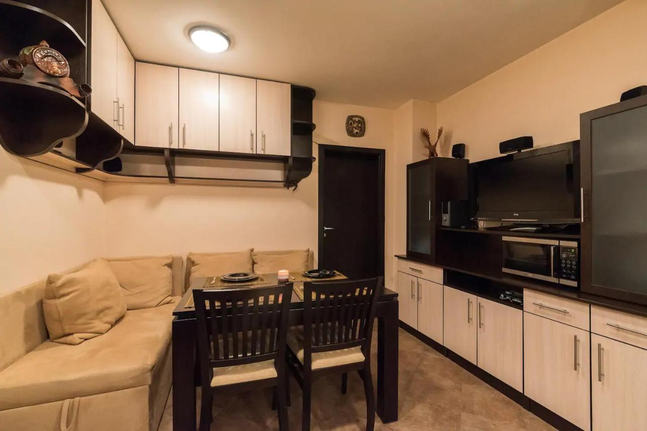 Charming, Fully-Furnished, 2-Bedroom Apartment Bansko Eksteriør billede